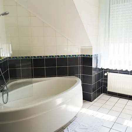 מלון Hotel-restaurant Moris